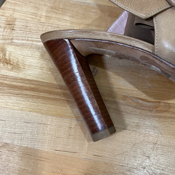 Stuart Weitzman Sunbelt slingback pecan colored heeled bootie. Size 6 - Picture 9 of 9